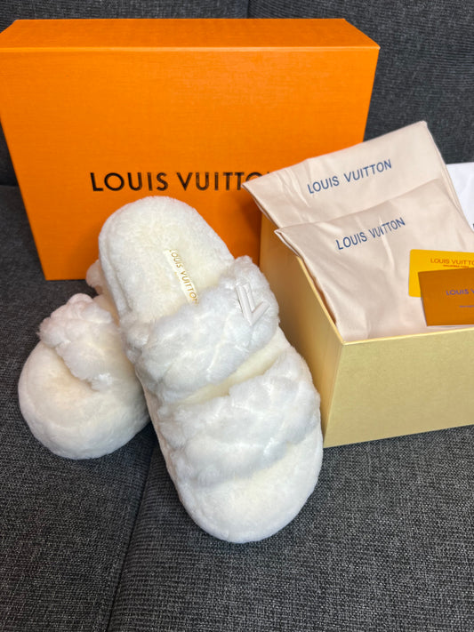 Чехли Louis Vuitton