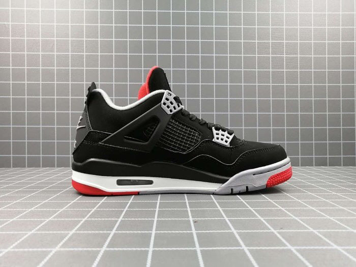 AIR JORDAN 4 RETRO
Black/ Fire Red-Cement Grey-Summit